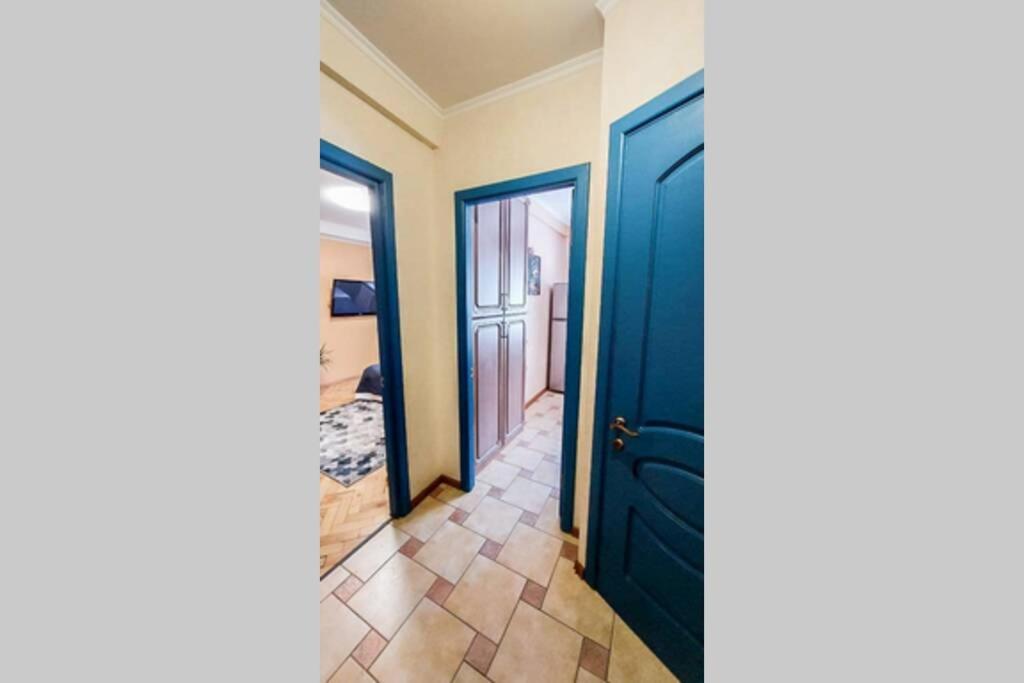 Cozy Flat Apartment Kyiv Exterior photo