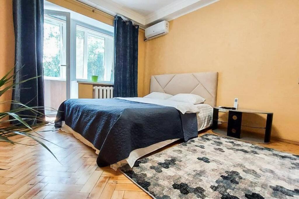 Cozy Flat Apartment Kyiv Exterior photo